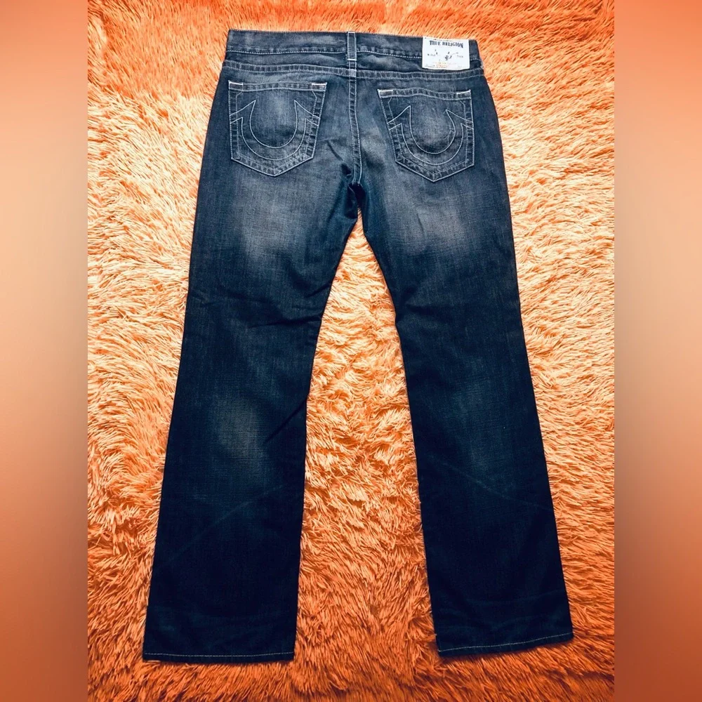 True Religion Straight Leg Men’s Dark Wash Denim/Jean. Size 38